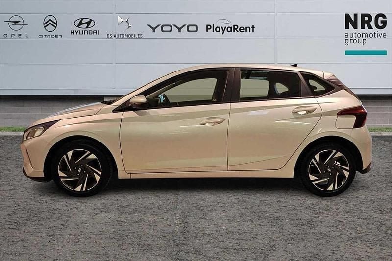 Usata Hyundai i20 84 CV (61 kW) 2022 Argento Utilitaria