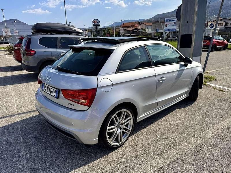 Usata Audi A1 S-Line 122 CV (89 kW) 2011 Argento Utilitaria