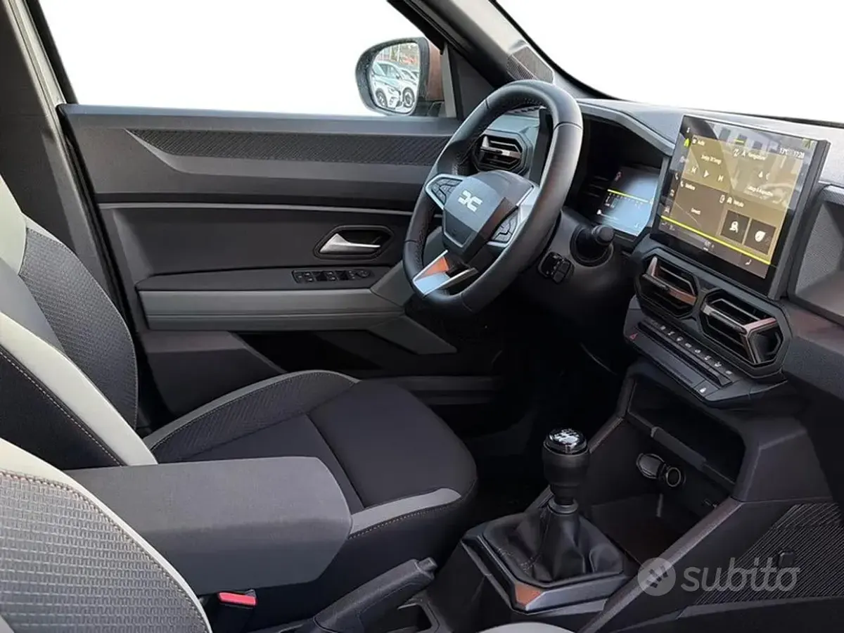 Nuova Dacia Duster Journey 131 CV (96 kW) 2025 Grigio SUV