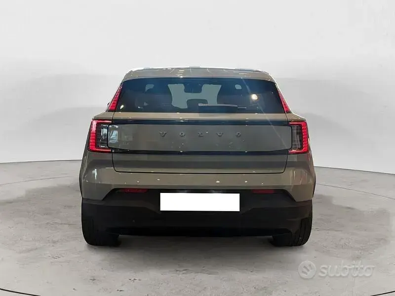 Usata Volvo EX30 Core 200 kW (272 CV) 2024 Grigio SUV