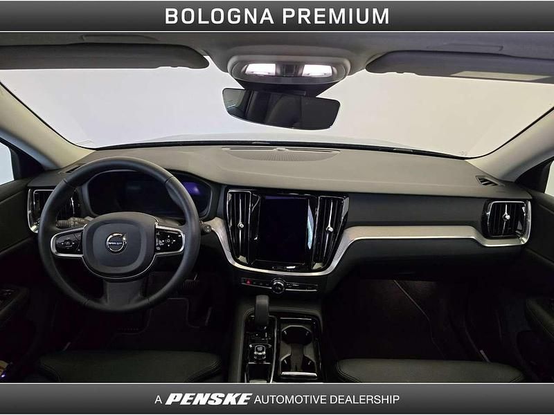 Usata Volvo V60 Plus 349 CV (256 kW) 2025 Nero Station wagon