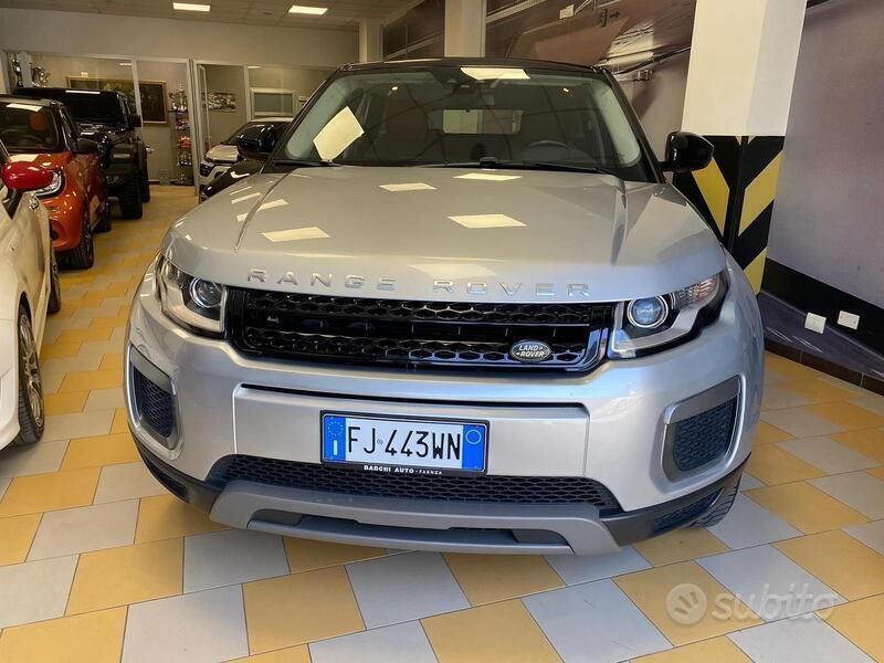 Usata Land Rover Range Rover evoque SE Dynamic 150 CV (110 kW) 2017 Argento SUV