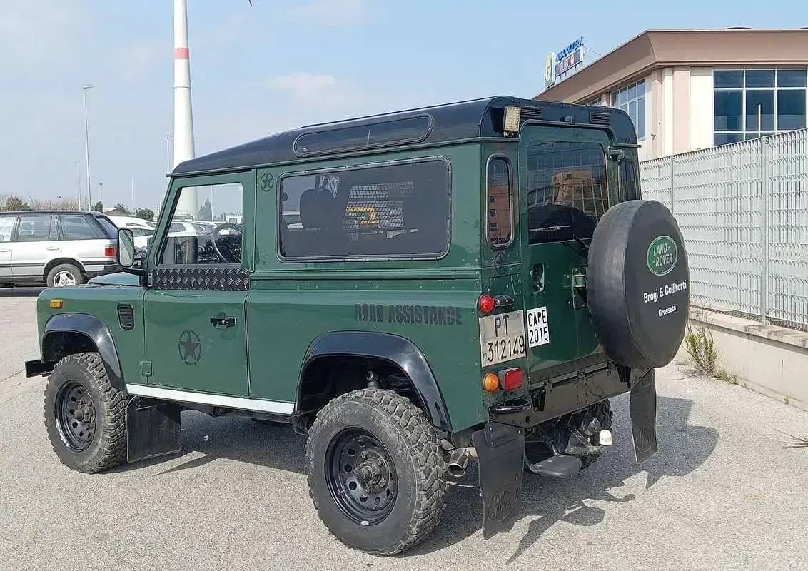 Usata Land Rover Defender 86 CV (63 kW) 1987 SUV