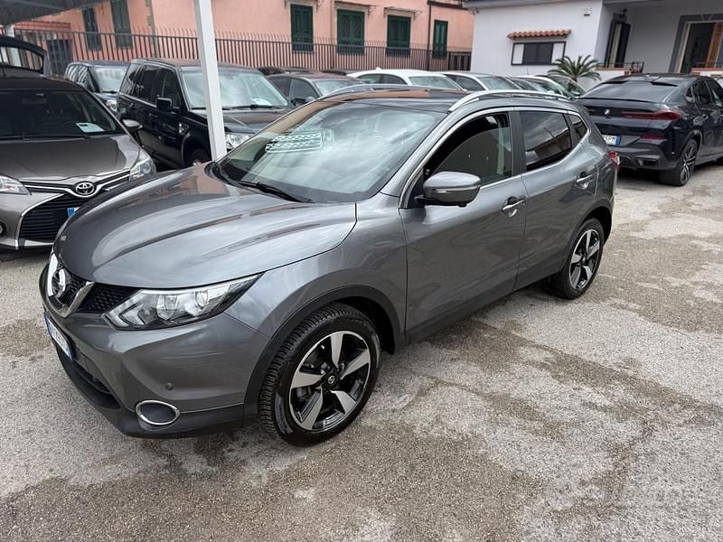 Usata Nissan Qashqai Tekna 130 CV (95 kW) 2017 Grigio SUV