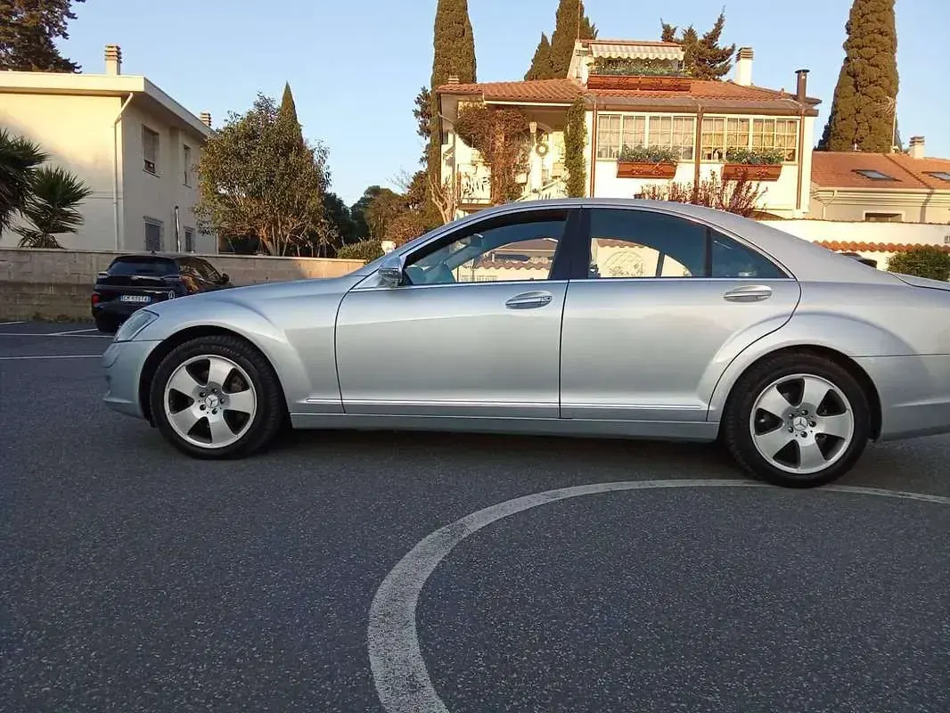 Usata Mercedes S320 204 CV (150 kW) 2006 Argento Berlina