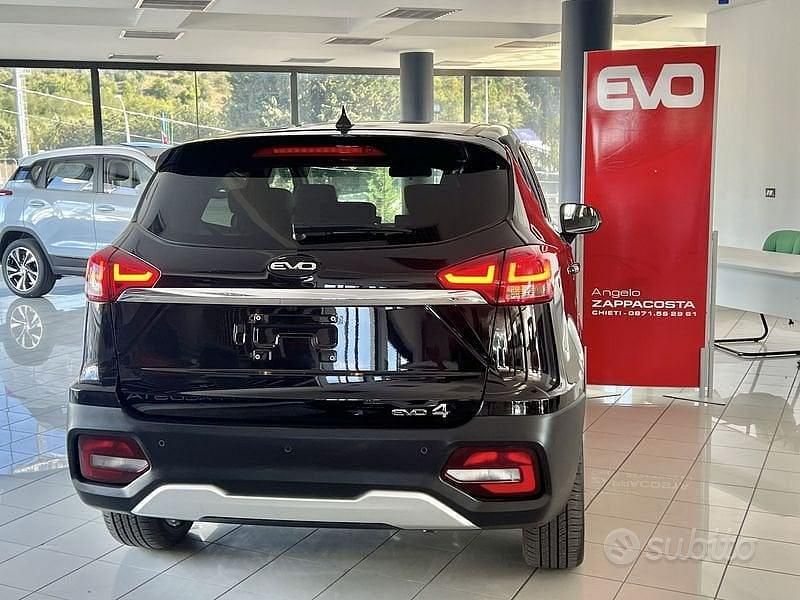 Nuova EVO Evo 4 114 CV (83 kW) 2025 SUV