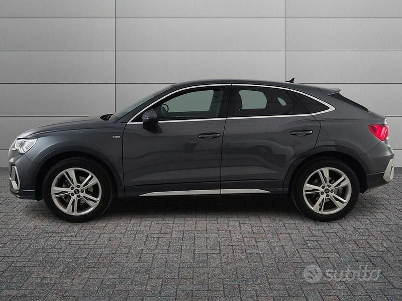 Usata Audi Q3 Sportback S-Line 150 CV (110 kW) 2025 Grigio SUV