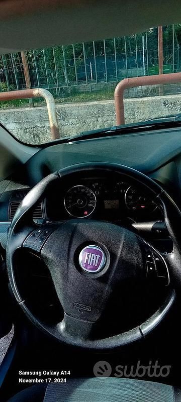 Usata Fiat Grande Punto 65 CV (47 kW) 2009 Grigio Utilitaria