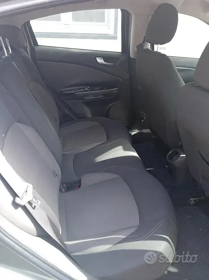 Usata Alfa Romeo Giulietta 120 CV (88 kW) 2016 Grigio Utilitaria