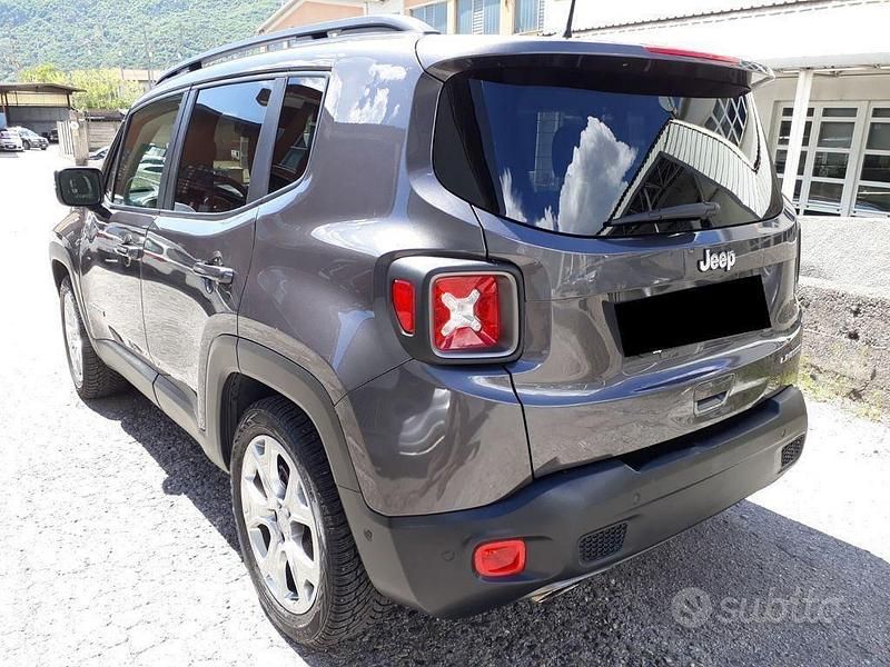 Usata Jeep Renegade Limited 120 CV (88 kW) 2018 Grigio SUV