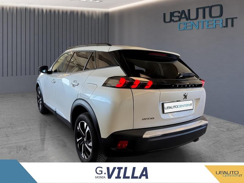 Usata Peugeot 2008 Allure 130 CV (95 kW) 2021 Nero SUV