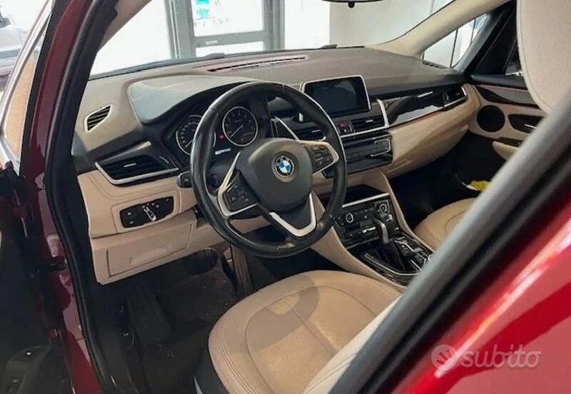 Usata BMW 225 Luxury Line 225 CV (165 kW) 2017 Rosso Monovolume