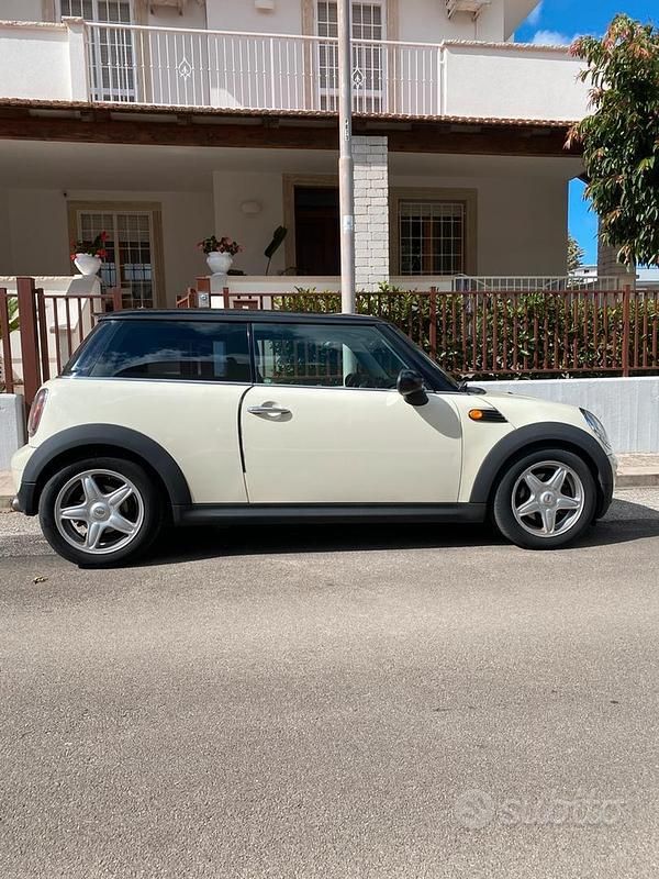 Usata Mini Cooper 2008 Bianco Utilitaria