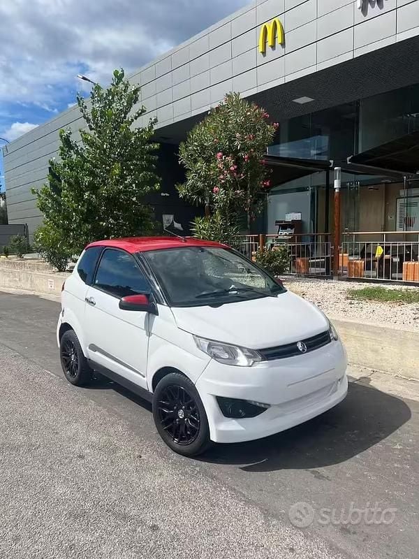 Usata Aixam City 2014 Bianco Utilitaria