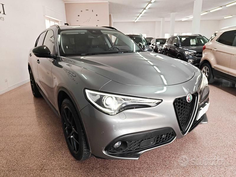 Usata Alfa Romeo Stelvio Tech Edition 190 CV (139 kW) 2019 Grigio SUV