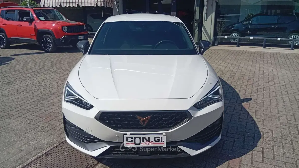 Usata Cupra Leon 150 CV (110 kW) 2023 Bianco Berlina