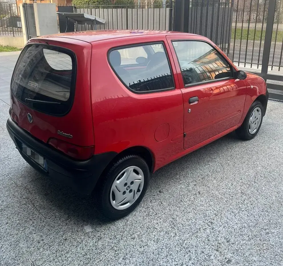 Usata Fiat 600 Anniversary 54 CV (39 kW) 2005 Rosso Utilitaria