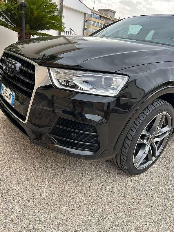 Nero Usata 2016 Audi Q3 Business SUV | 14.300 € (Buon prezzo) - Immagine 1/4