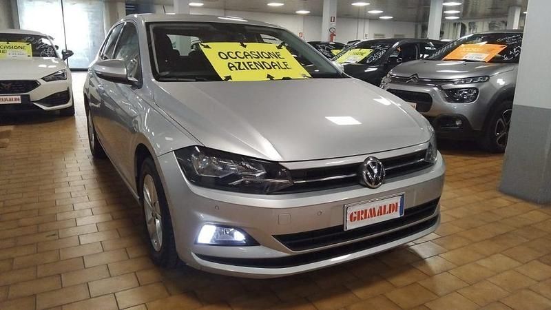 Begagnad VW Polo Comfortline 95 HK (69 kW) 2020 Silver Halvkombi