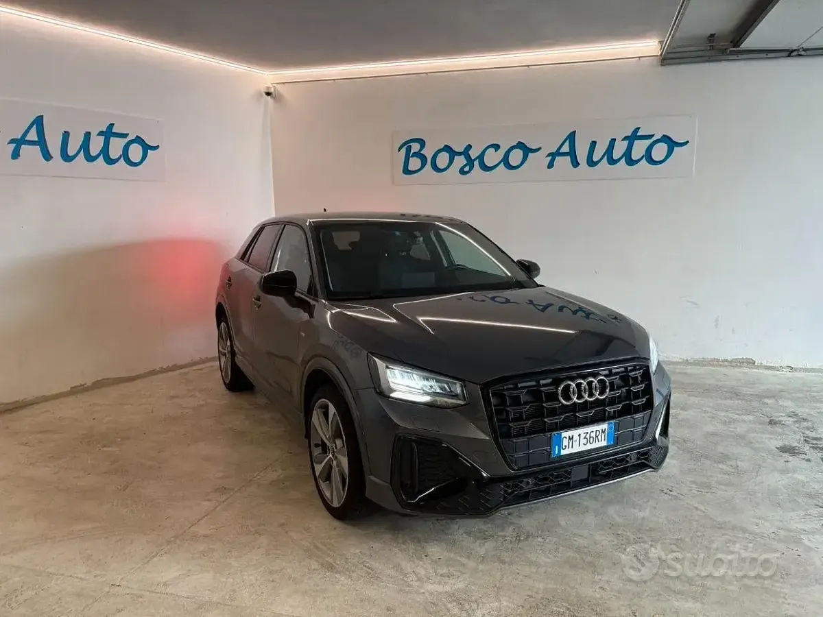 Usata Audi Q2 S-Line 150 CV (110 kW) 2023 Grigio SUV