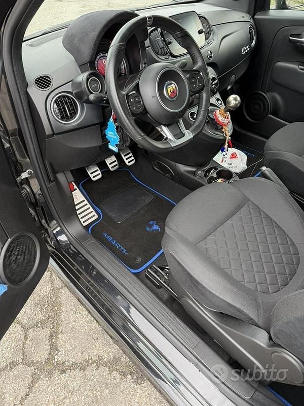 Usata Abarth 595 165 CV (121 kW) 2023 Nero Utilitaria