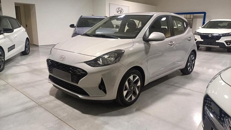 Nuova Hyundai i10 67 CV (49 kW) 2025 Verde Utilitaria