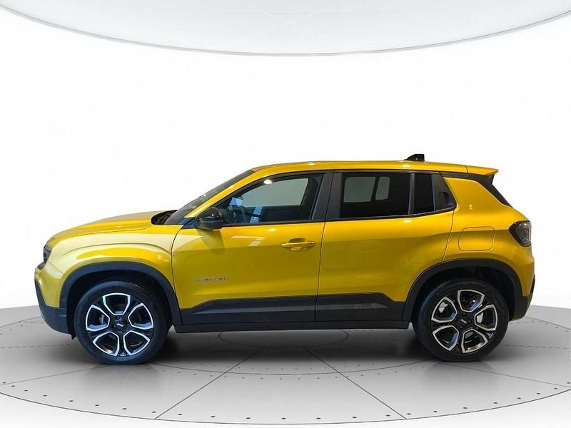 Usata Jeep Avenger Summit 101 CV (74 kW) 2025 Giallo SUV
