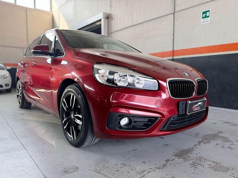 Usata BMW 218 Gran Tourer Advantage 136 CV (100 kW) 2016 Rosso Monovolume