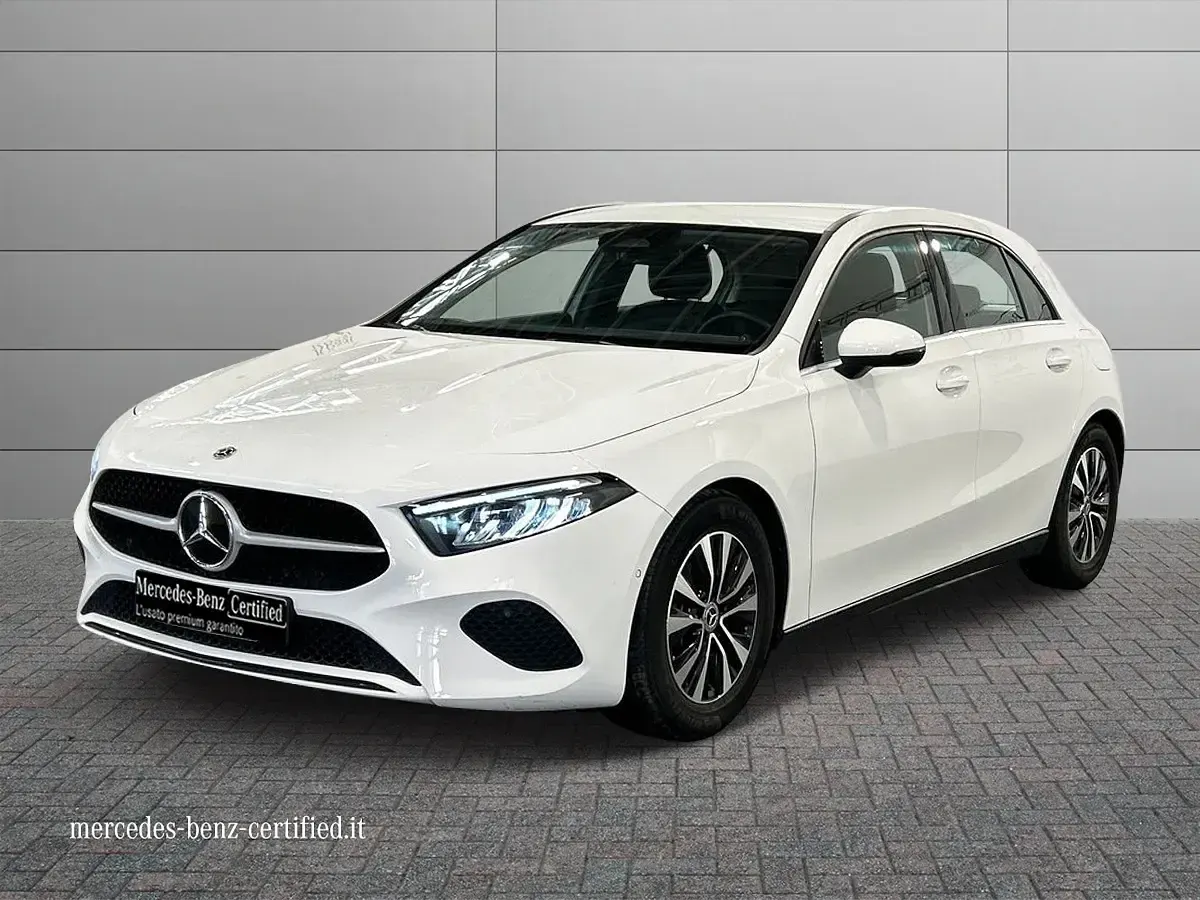 Usata Mercedes A180 Advanced 116 CV (85 kW) 2023 Berlina