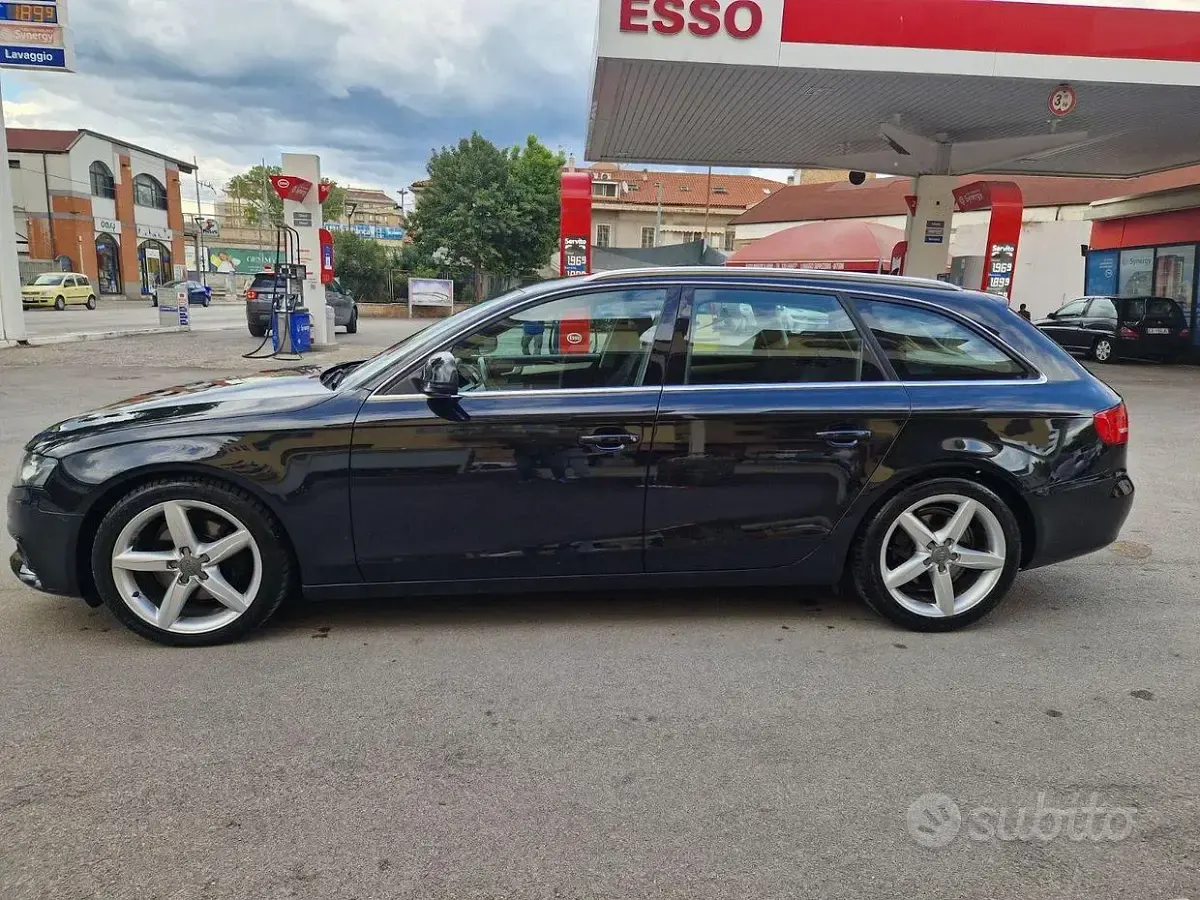 Usata Audi A4 Advanced 143 CV (105 kW) 2009 Nero Station wagon