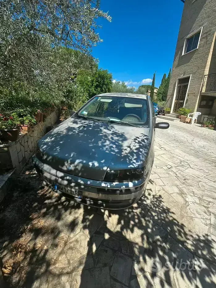 Usata Fiat Punto 60 CV (44 kW) 2001 Grigio Utilitaria