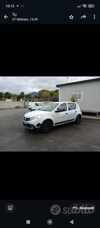 Usata Dacia Sandero 84 CV (61 kW) 2011 Bianco Berlina