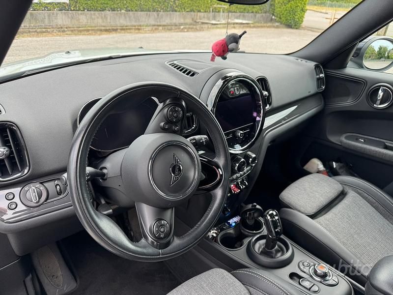 Usata Mini Cooper D Countryman Classic 150 CV (110 kW) 2021 Argento SUV