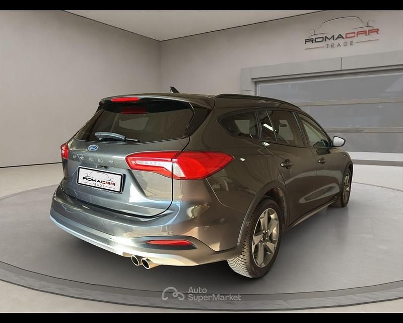 Usata Ford Focus Active 120 CV (88 kW) 2019 Grigio met Station wagon
