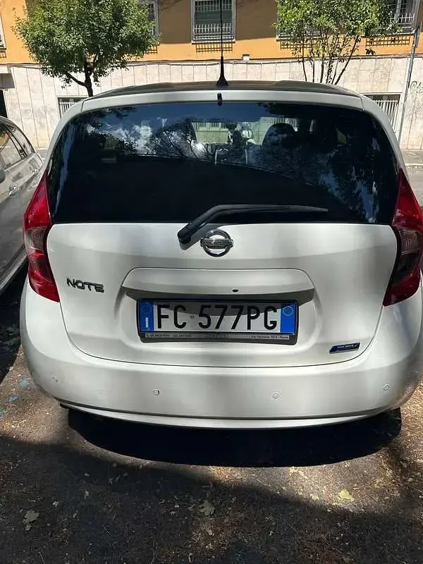 Usata Nissan Note Acenta 90 CV (66 kW) 2016 Bianco Utilitaria
