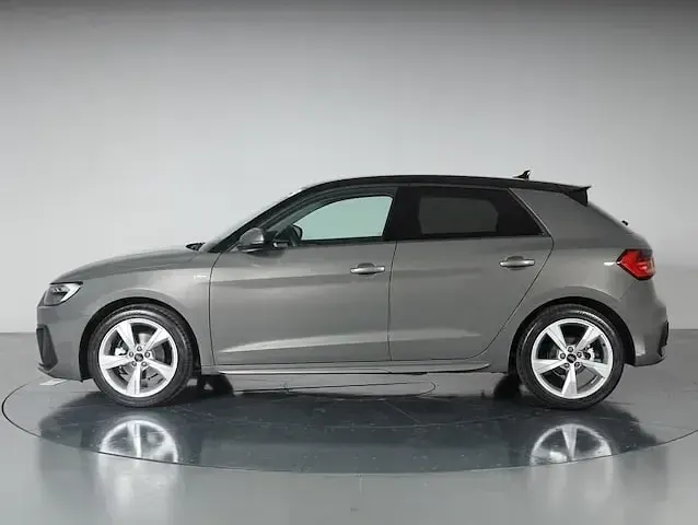 Usata Audi A1 S-Line 150 CV (110 kW) 2024 Grigio chronos metallizzato SUV
