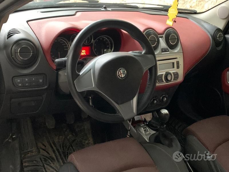 Usata Alfa Romeo MiTo 70 CV (51 kW) 2011 Bianco Utilitaria