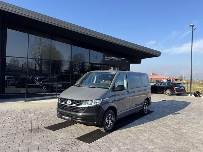 Grigio Usata 2023 VW Caravelle Trendline Monovolume | 29.950 € (Buon prezzo) - Immagine 1/4