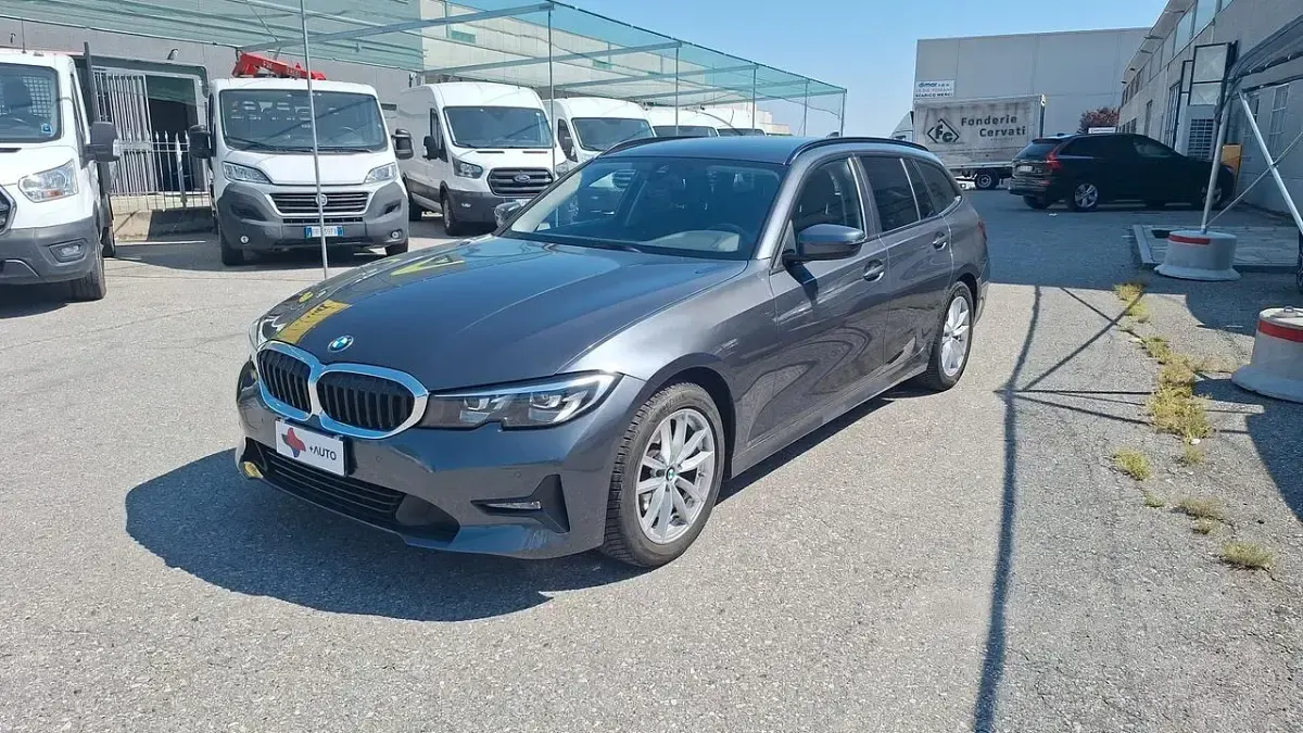 Usata BMW 320 Advantage 190 CV (139 kW) 2022 Grigio Station wagon