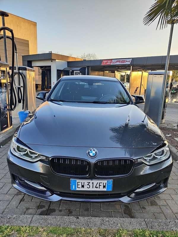 Usata BMW 316 Sport Line 116 CV (85 kW) 2014 Station wagon