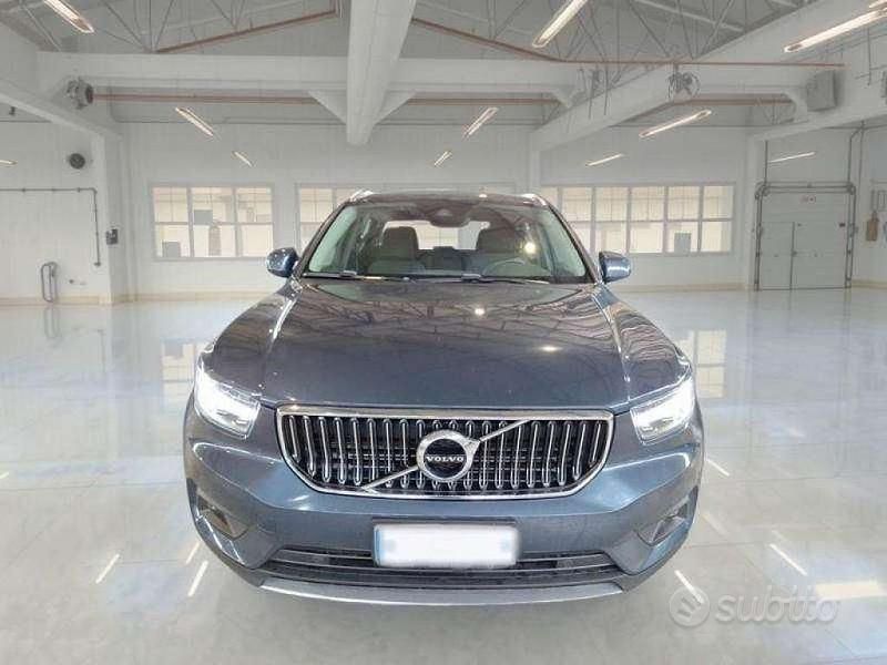 Usata Volvo XC40 Inscription 179 CV (131 kW) 2021 Grigio SUV