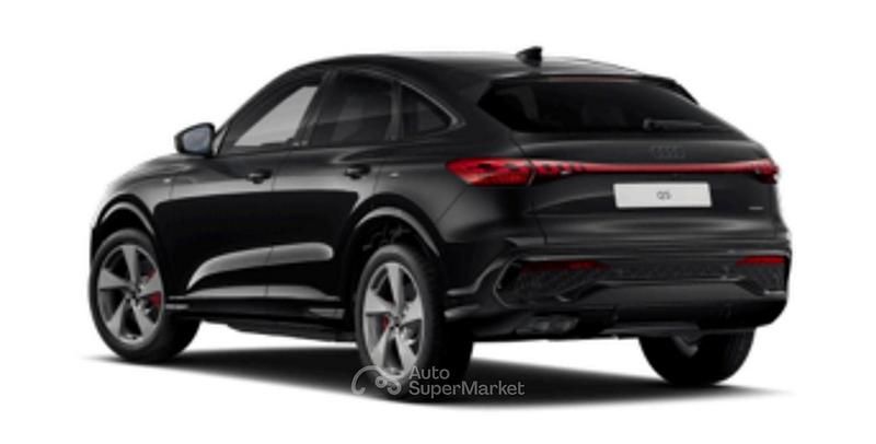 Nuova Audi Q5 S-Line 204 CV (150 kW) 2026 Rosso SUV