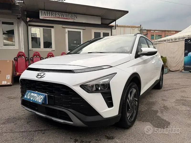 Usata Hyundai Bayon 84 CV (61 kW) 2023 Bianco SUV