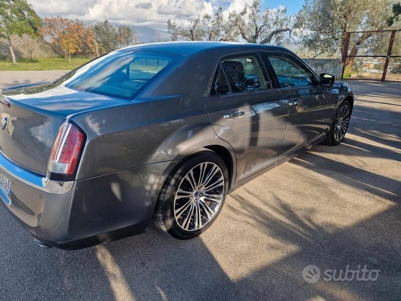 Usata Lancia Thema 239 CV (175 kW) 2013 Grigio Berlina