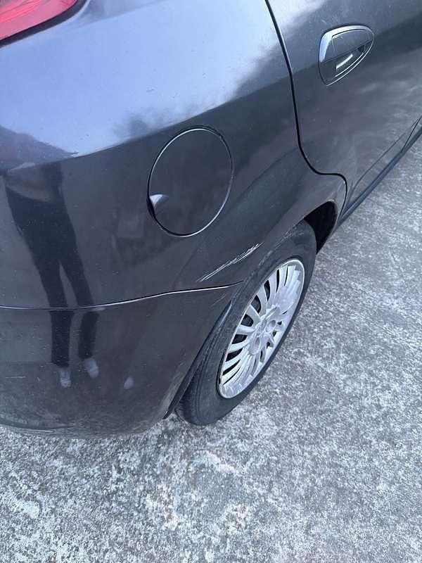 Usata Fiat Grande Punto Active 75 CV (55 kW) 2006 Utilitaria