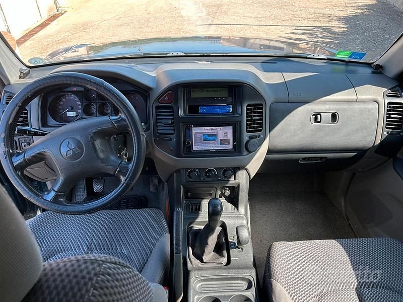 Usata Mitsubishi Pajero 160 CV (117 kW) 2001 SUV