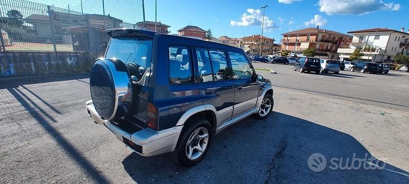 Usata Suzuki Vitara 87 CV (63 kW) 1997 Blu SUV