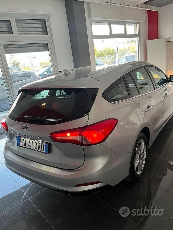 Usata Ford Focus Titanium 95 CV (69 kW) 2019 Grigio Station wagon