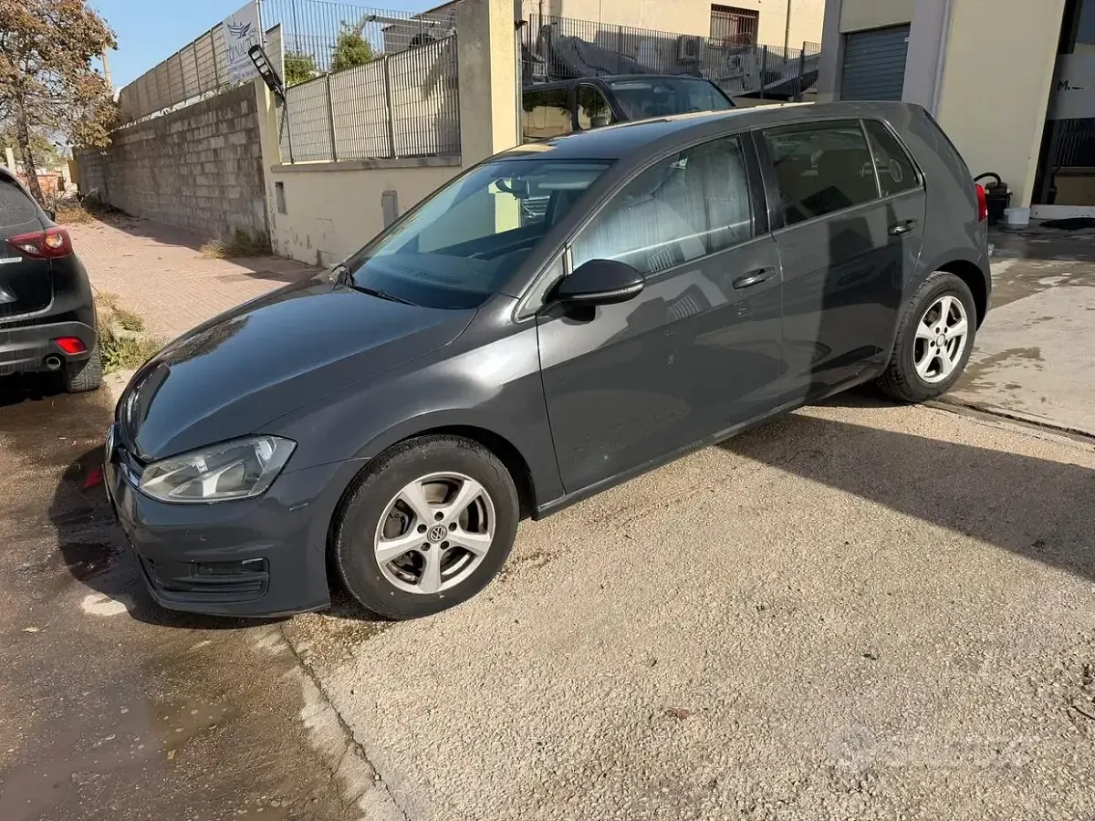 Usata VW Golf VII 90 CV (66 kW) 2013 Grigio Berlina