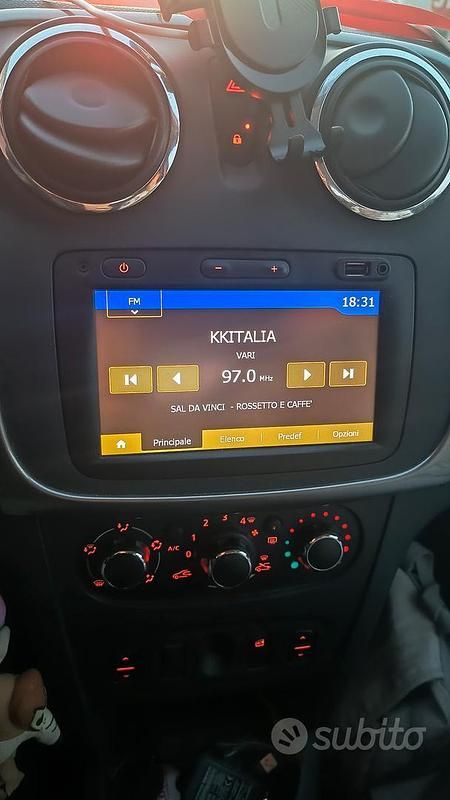 Usata Dacia Sandero 75 CV (55 kW) 2016 Blu Utilitaria